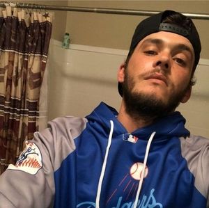 Meet your Posher, Dillon